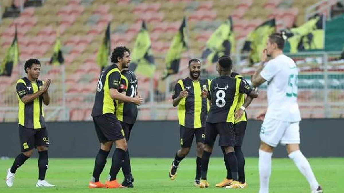 ديربي الإتحاد والأهلي.. رومارينهو يقود تشكيل «العميد»