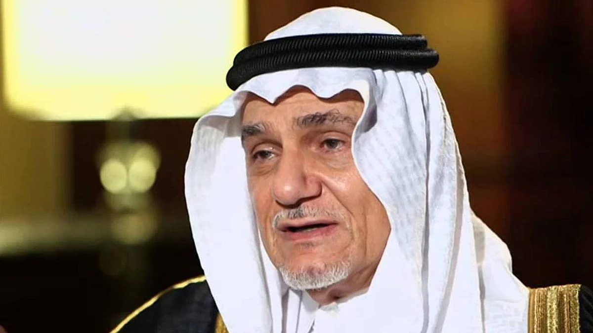 «تركي الفيصل» يدشن الطبعة العربية من «الملف الأفغاني» بمعرض الرياض للكتاب