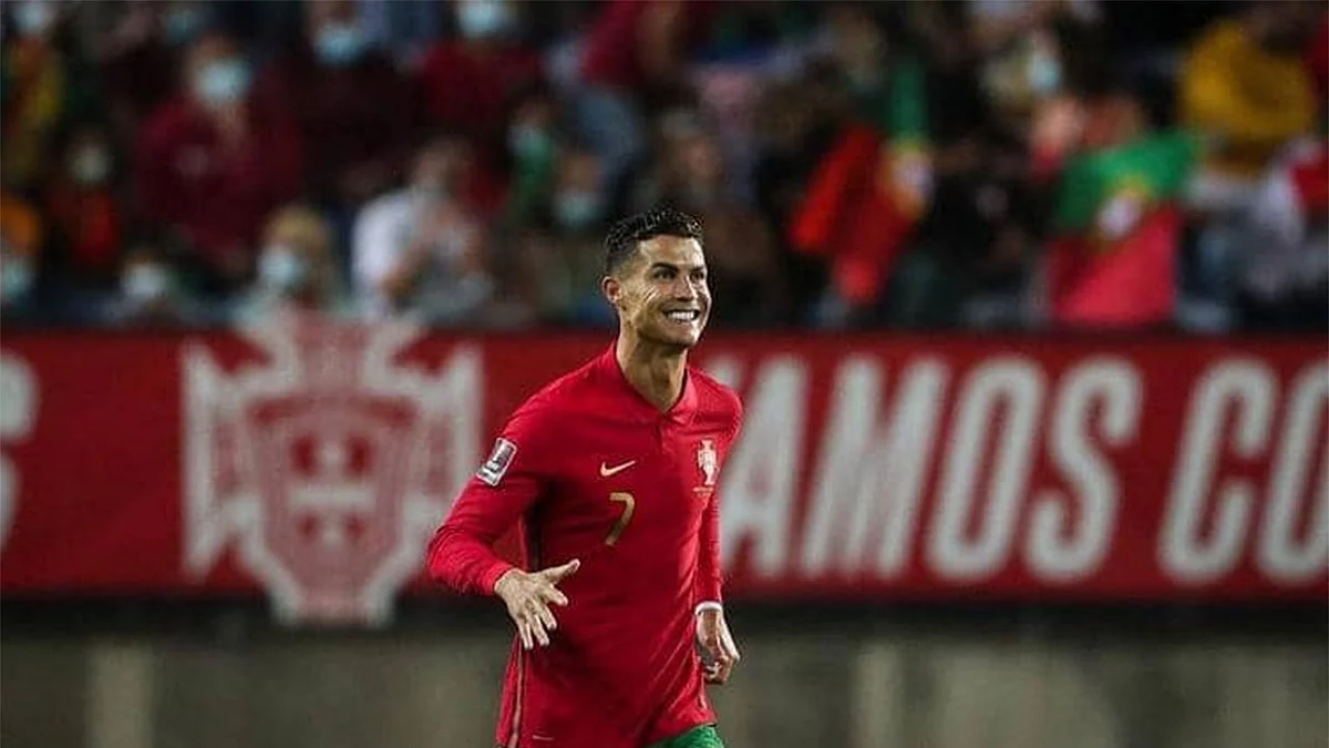 رونالدو يواصل التوهج ويقود البرتغال لفوز كاسح بتصفيات المونديال