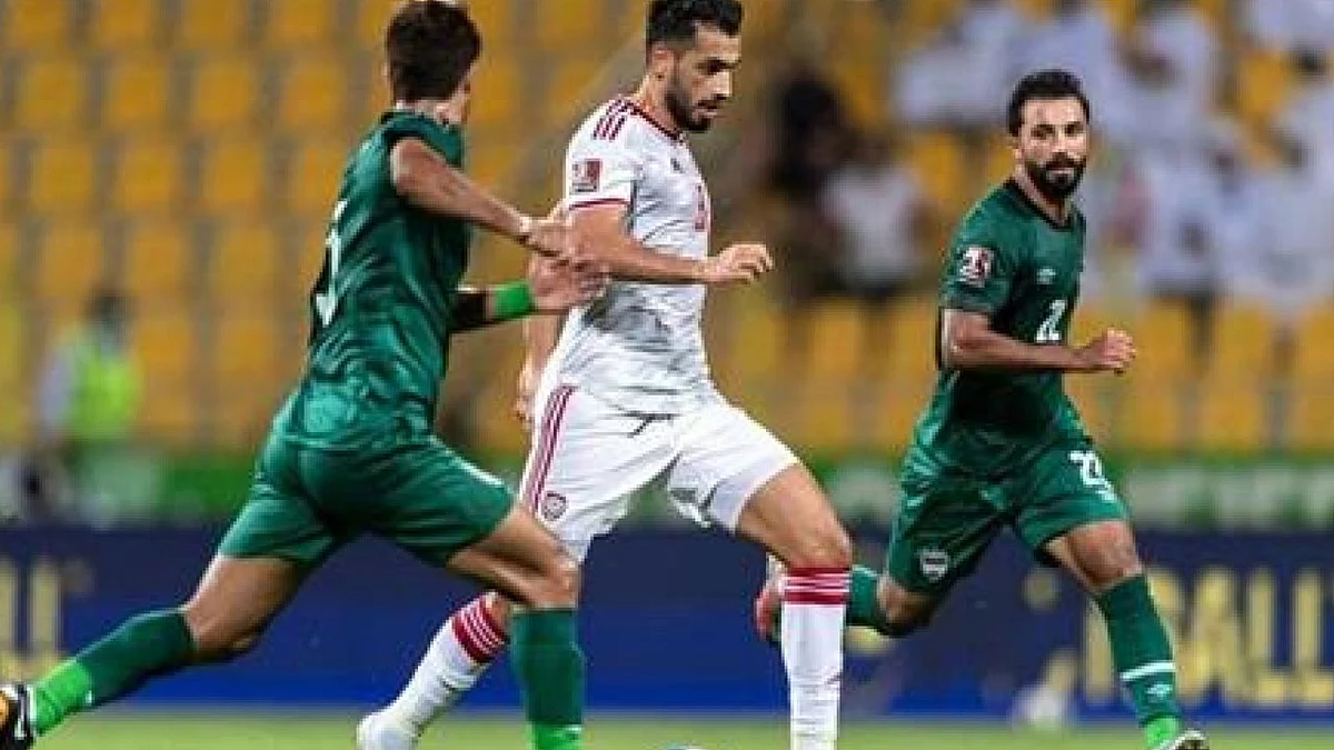 بالفيديو.. الجمهور العراقي يعتدي على اللاعبين بعد تضاؤل حظوظ المونديال