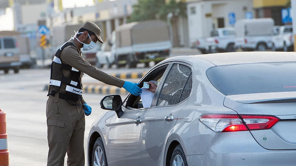 «المرور» يوضّح شروط تجديد رخصة القيادة بعد ١٦ سنة من انتهائها