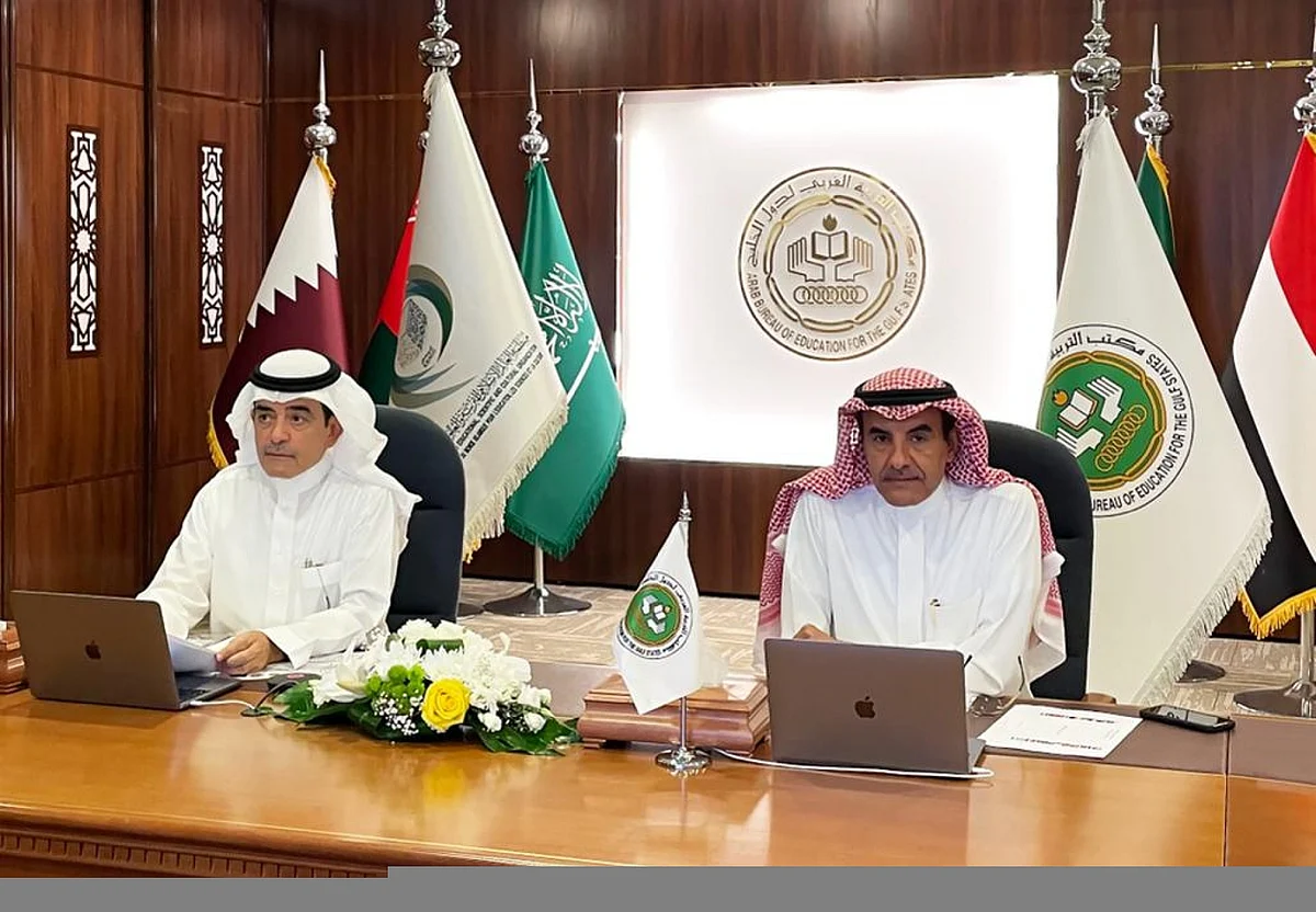 مكتب التربية لدول الخليج يناقش رؤية وخطط ما بعد «كورونا» ومواجهة حالات الطوارئ