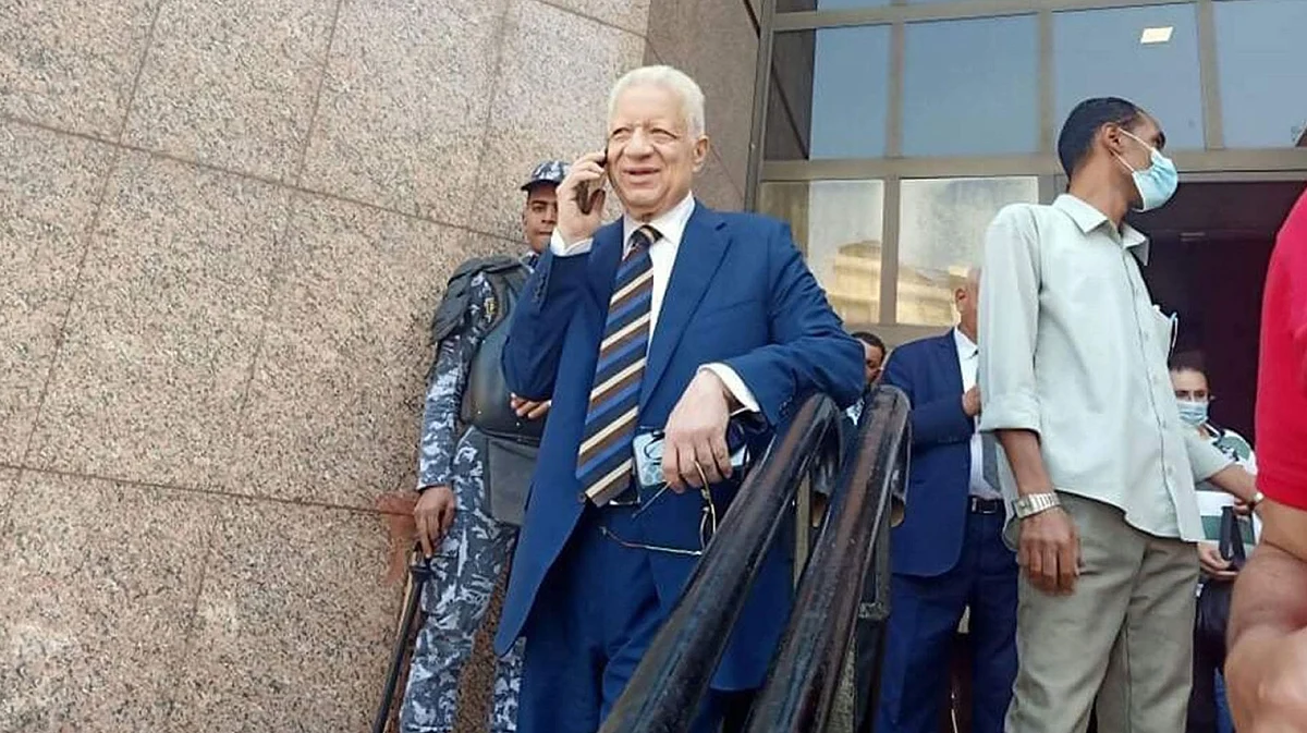 ما مصير كارتيرون بعد عودة مرتضى منصور لرئاسة الزمالك؟