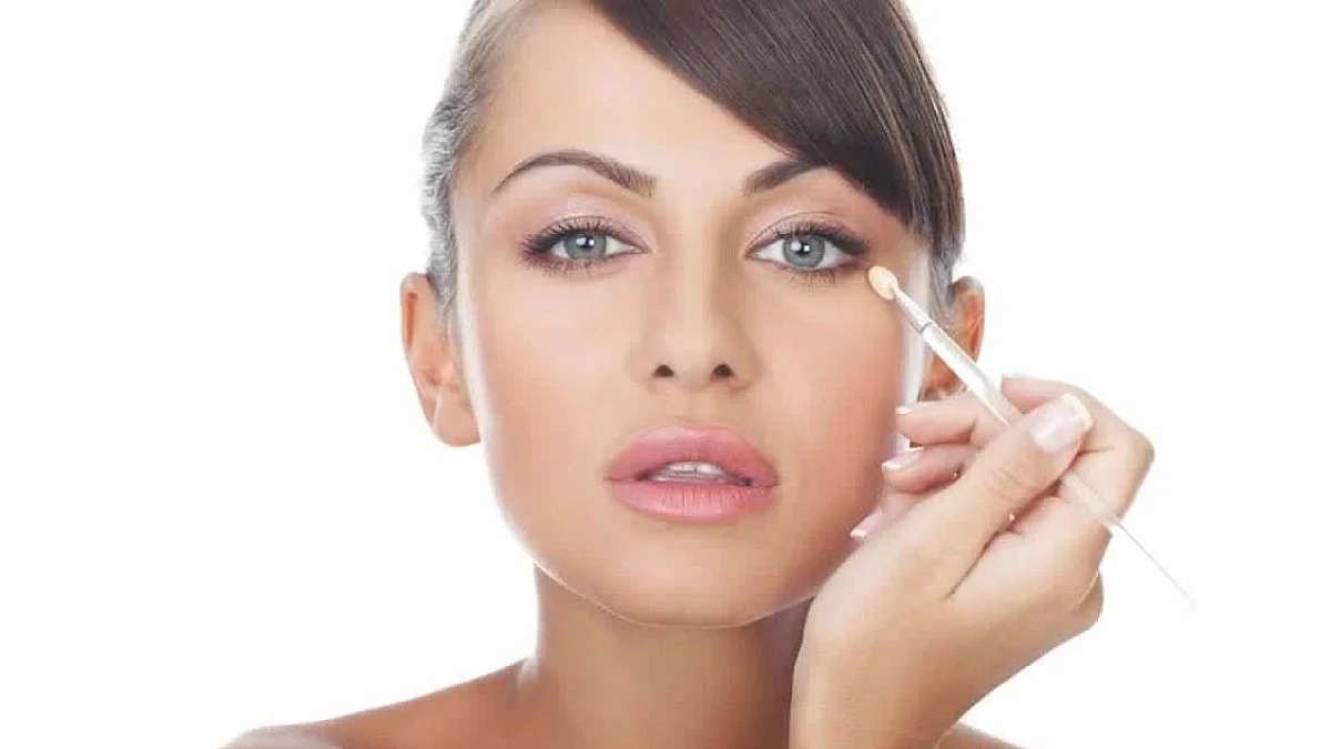 مكياج الخريف يسلِّط الضوء على العيون