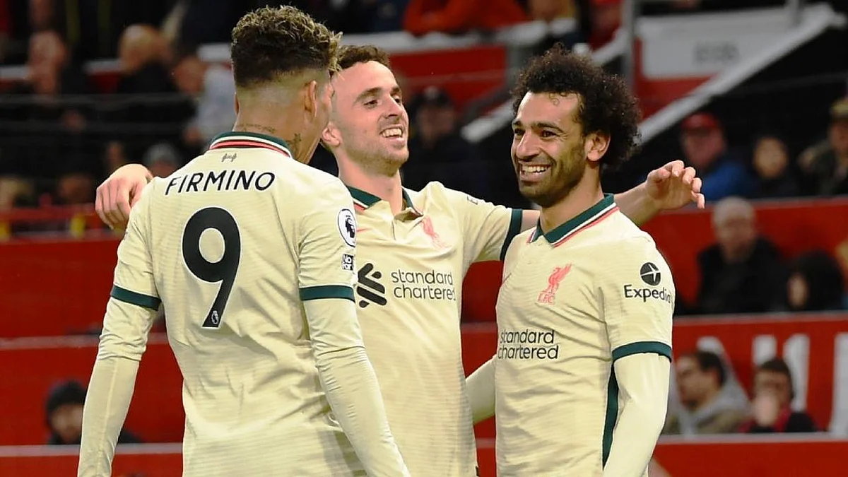 كلوب يشيد باللاعب الشبح في فوز ليفربول على مانشستر يونايتد