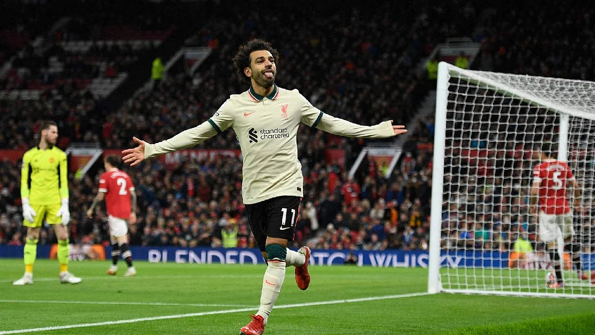 أول رد فعل من محمد صلاح بعد «خماسية» ليفربول في مانشستر يونايتد