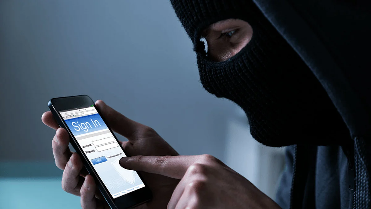 6 نصائح لحماية هاتفك من الاختراق.. احذر الروابط والرسائل المشبوهة