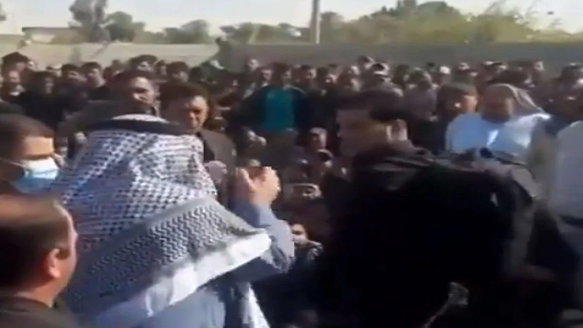 بالفيديو.. عراقيون يتظاهرون ضد زيارة زعيم ميليشيا بدر «العامري» إلى ديالى