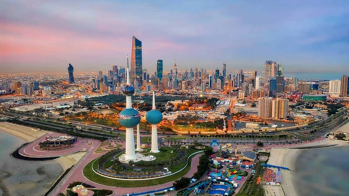 الكويت تبلغ سفير لبنان بمغادرة البلاد خلال 48 ساعة