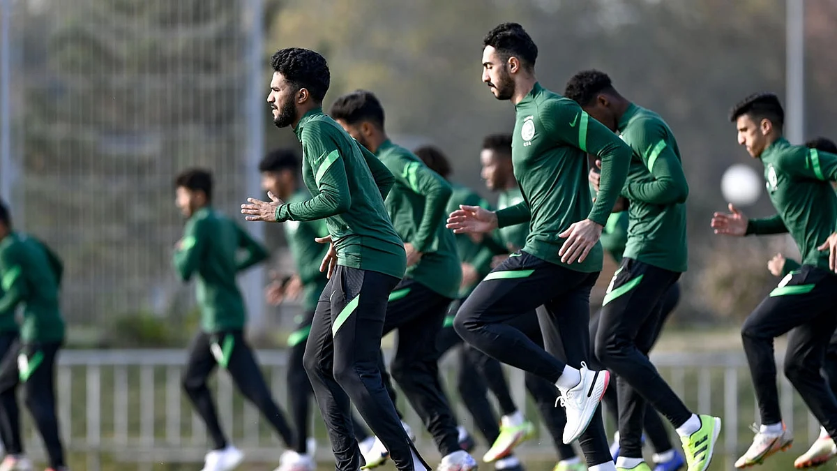 المنتخب السعودي تحت 23 عامًا يستعد لبنجلاديش