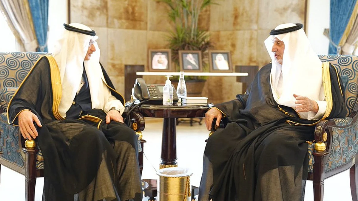 بمناسبة انتهاء عمله.. الأمير خالد الفيصل يقدم الشكر لأمين منظمة التعاون الإسلامي
