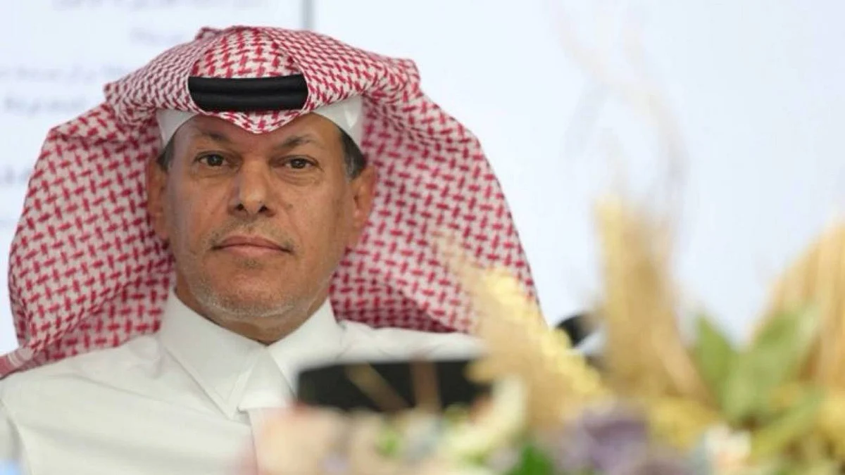 فهد المدلج يكشف حقيقة طلب «صدقة» من الهلال