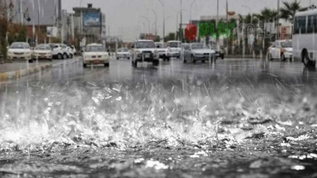 بالفيديو.. أمطار غزيرة وجريان للسيول شرق طريف