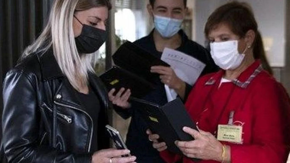 إيطاليا تعلن تشديد القيود والإجراءات لمواجهة الموجة الرابعة من كورونا