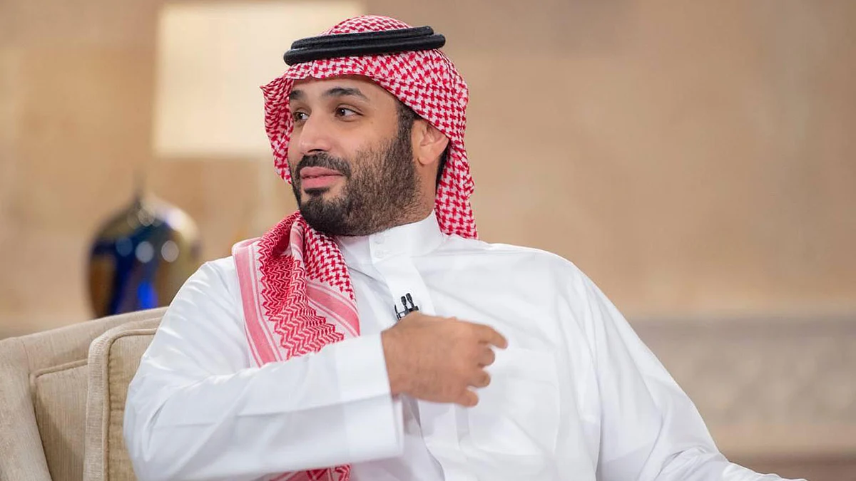 بالفيديو.. منظمون «لفورمولا 1» يلتقطون سيلفي مع ولي العهد