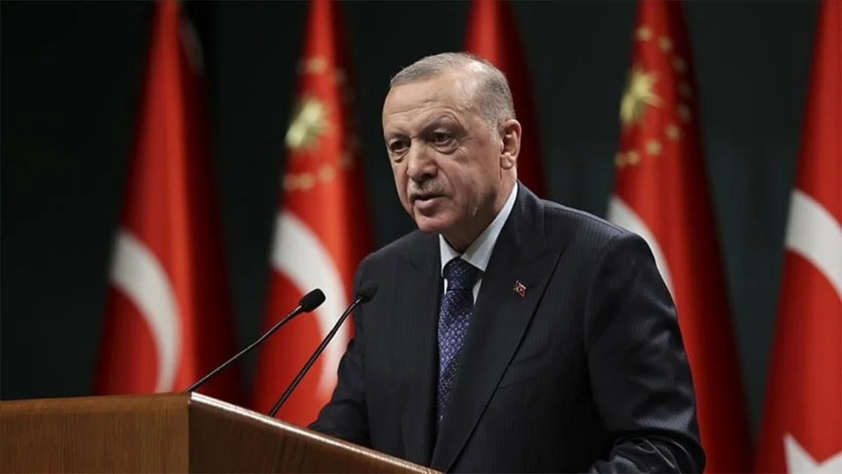 الليرة التركية تهبط 2% بعد دفاع أردوغان مجدداً عن خفض أسعار الفائدة