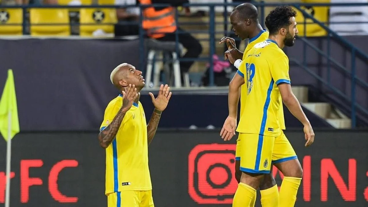 ناقد رياضي يكشف عن تفاصيل رحلة النصر لحائل وكواليس ما جرى في غرفة الملابس