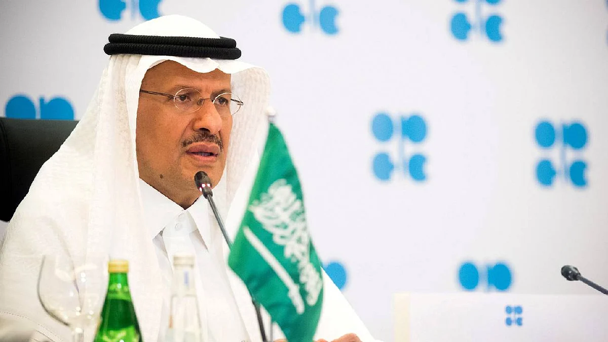 فيديو مؤثر للأمير عبدالعزيز بن سلمان: خادم الحرمين علمني الصدق والأمانة