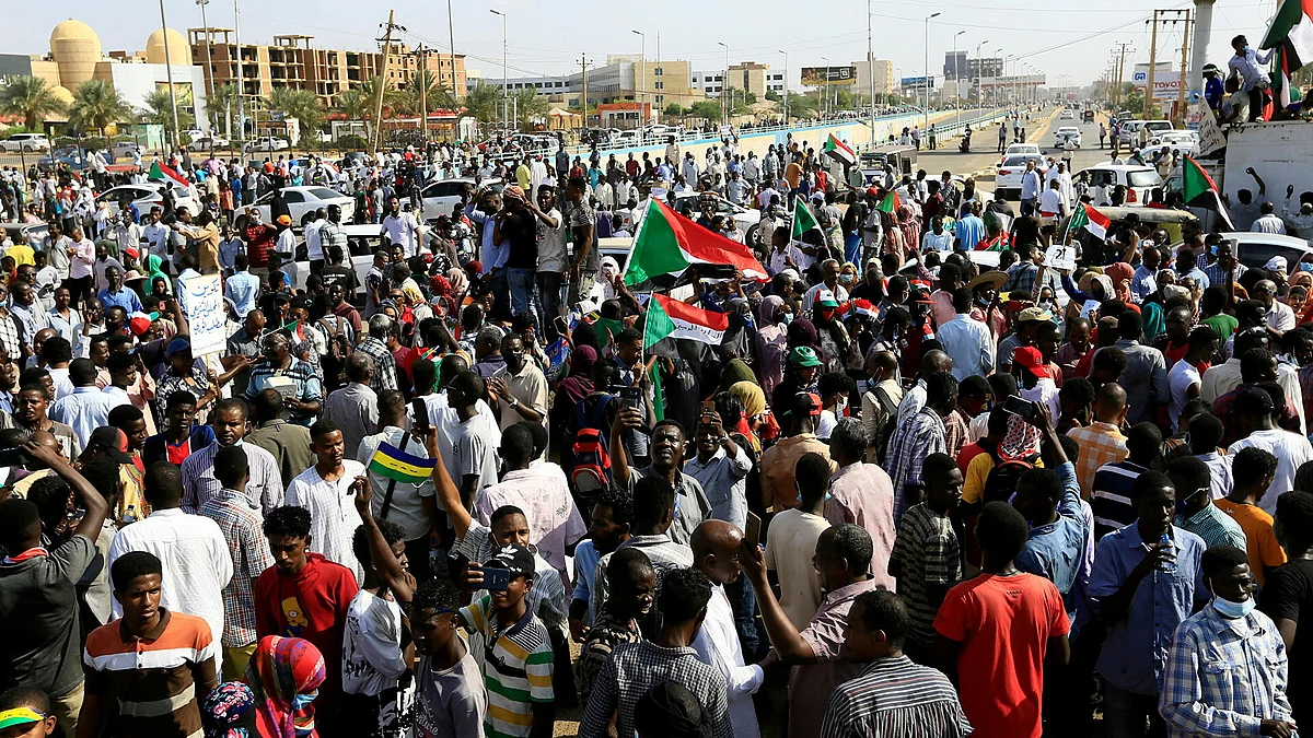 قطع الإنترنت عن الهواتف قبل تظاهرات مرتقبة في السودان