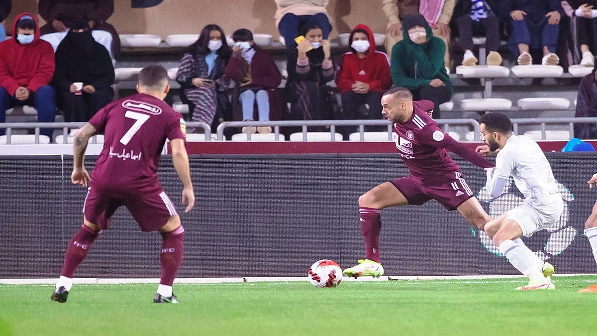 رجل الحسم.. جائزة خاصة في كأس السوبر بين الهلال والفيصلي