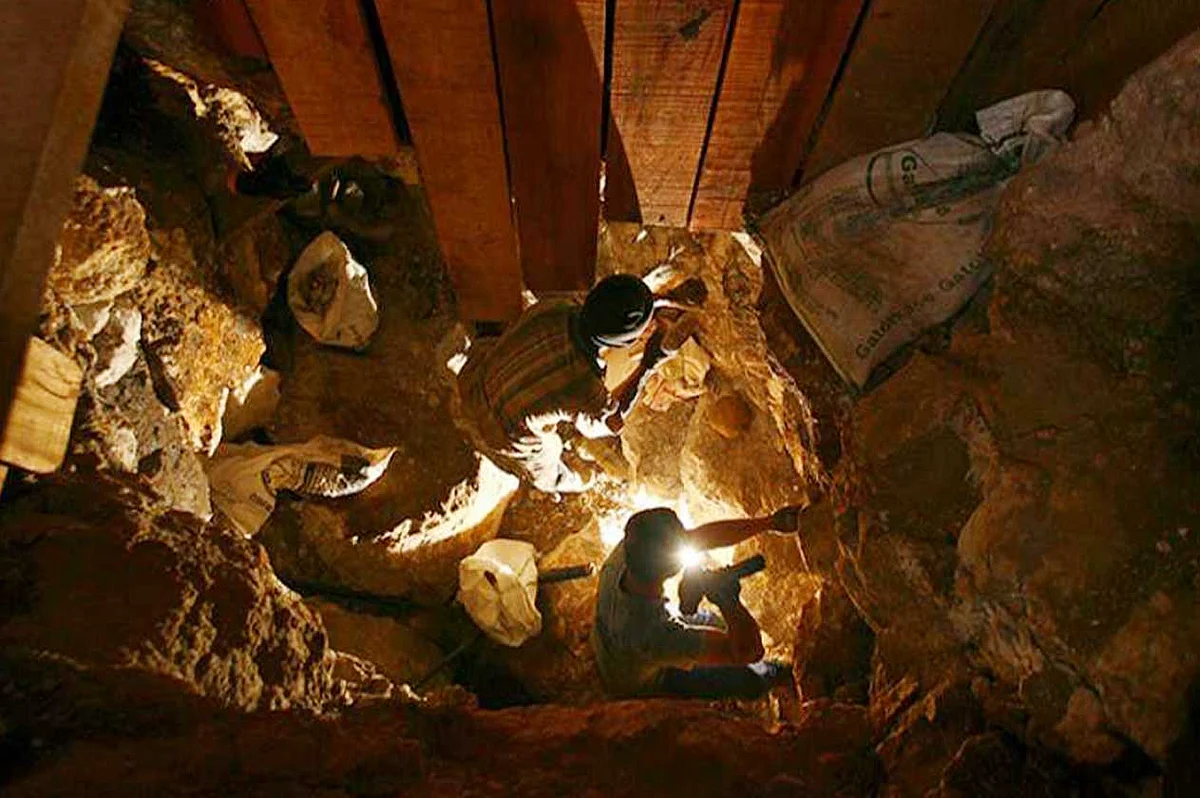 إنقاذ 11 شخصًا بعد انهيار منجم ذهب شمالي السودان