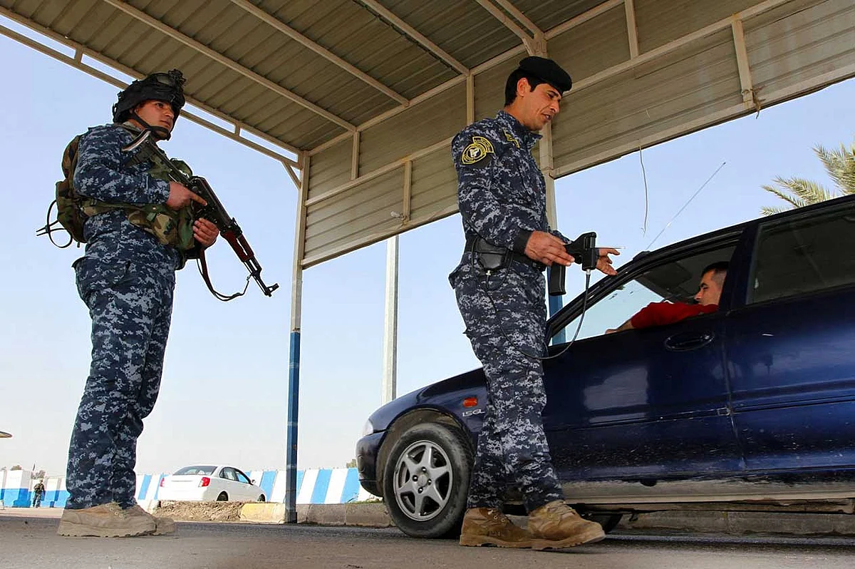 السلطات العراقية تزيل أكثر من 100 نقطة تفتيش في بغداد