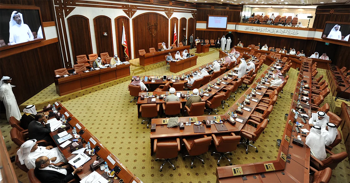 البحرين تستنكر التدخلات الإيرانية في شؤونها: على المجتمع الدولي التدخل