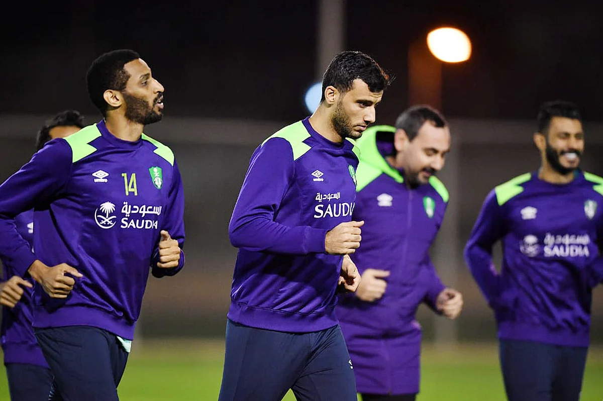 الأهلي يفقد عسيري والحربي في مواجهة باختاكور بدوري أبطال آسيا