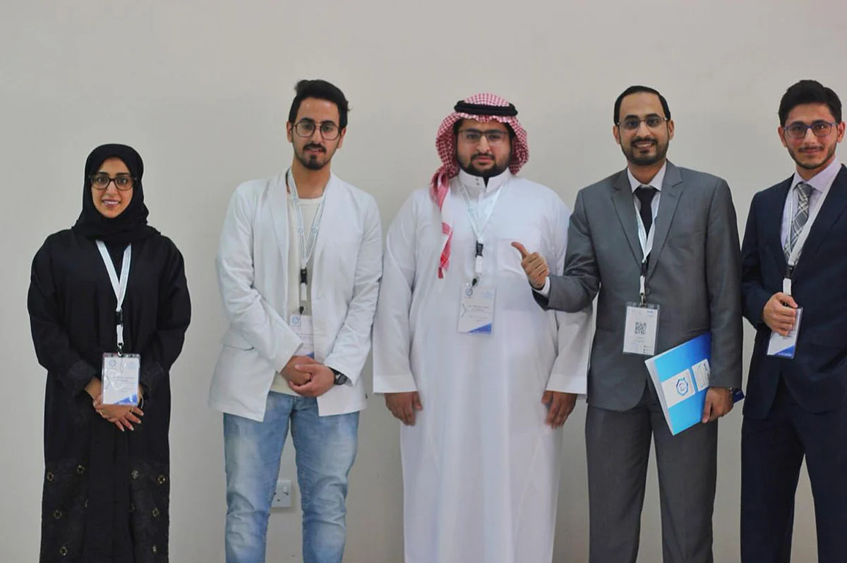 جامعة القصيم تُكرم الفائزين بمسابقة طب الأسنان
