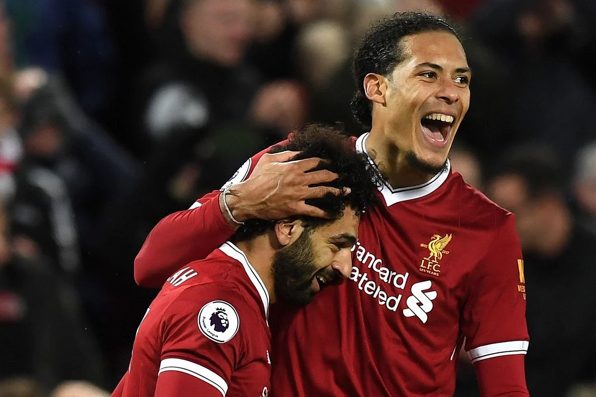 نجم ليفربول يدافع عن محمد صلاح: «لاعب عالمي» و«الناس تقول ما تريد»