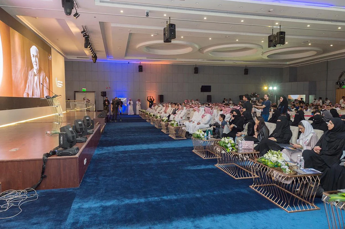من قلب الرياض ينطلق «نور» ساطعًا بالثقافة والفنون