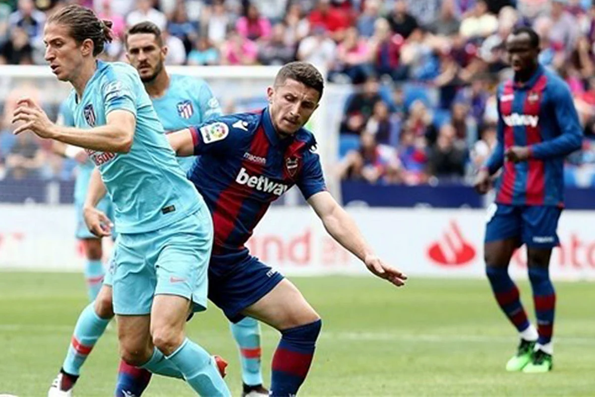 أتلتيكو مدريد ينهي موسمه بتعادل 2/2 مع ليفانتي في الدوري الإسباني