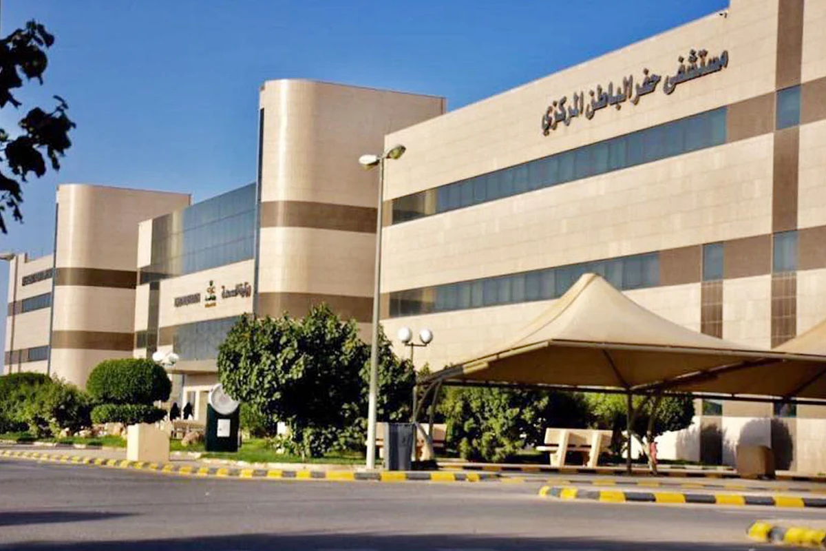 مستشفى حفر الباطن ينجح في إنقاذ يد شاب سعودي من البتر