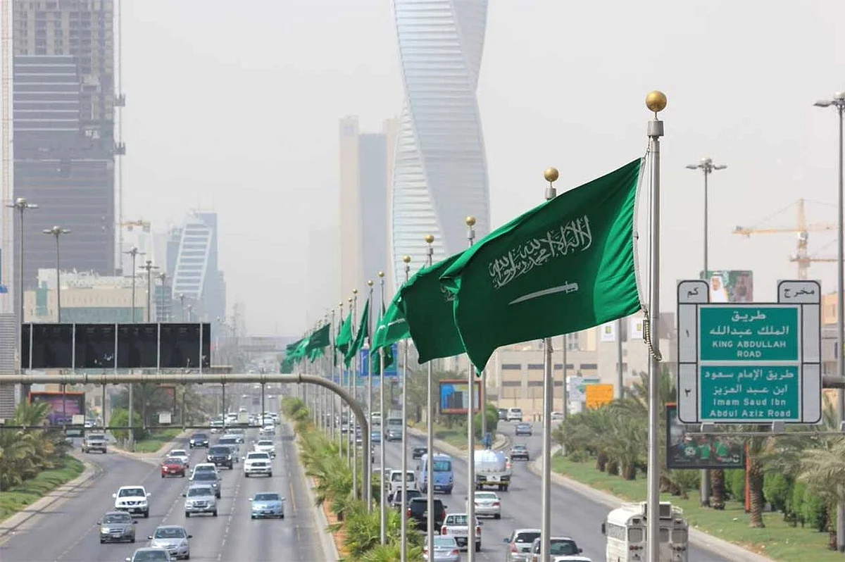 «الأمن العام» يطالب المواطنين بتجنب 6 طرق أثناء القمتين الطارئتين ويحدد البدائل