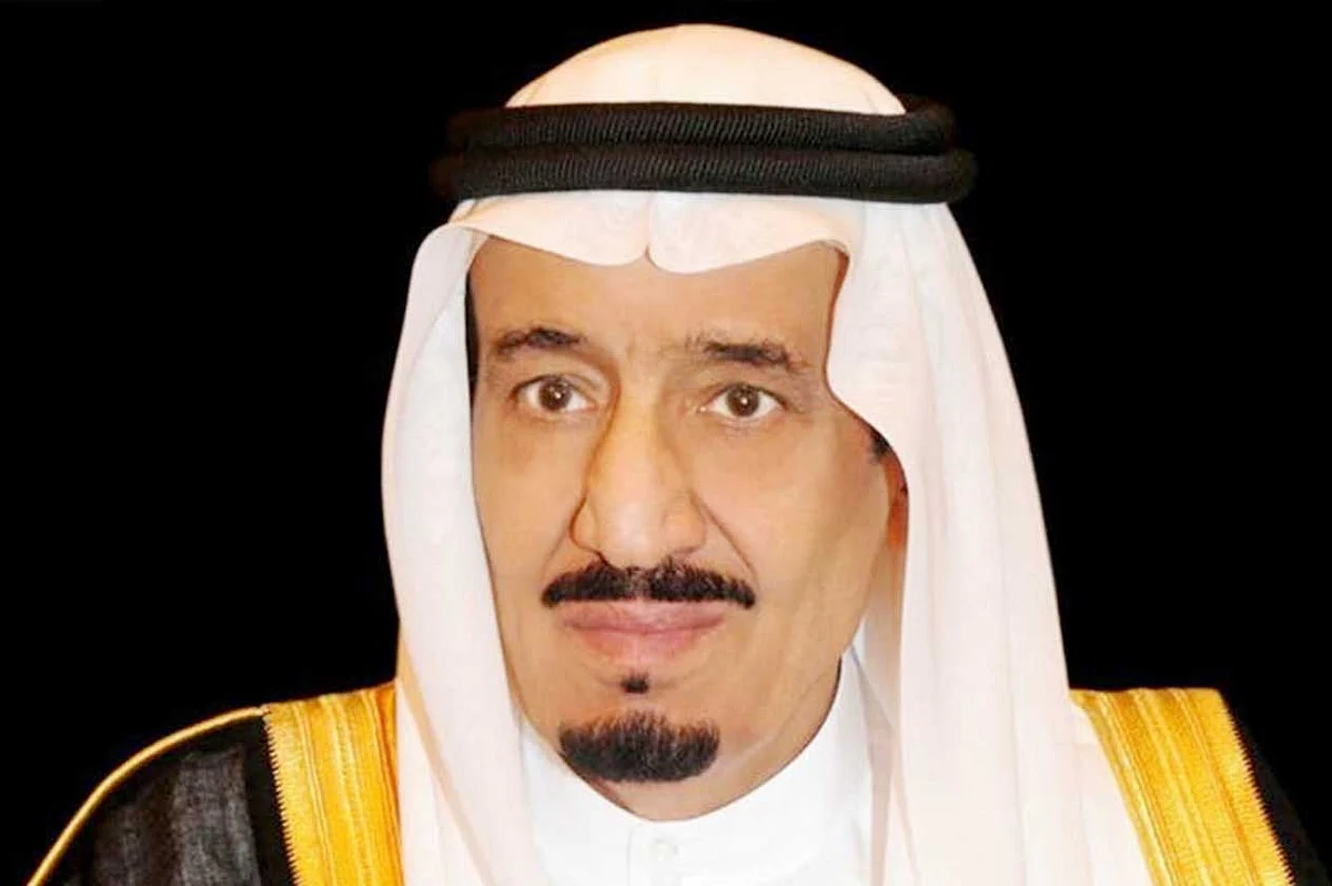 خادم الحرمين يوجه بتمديد هوية زائر لليمنيين.. و«الجوازات» توضح التفاصيل