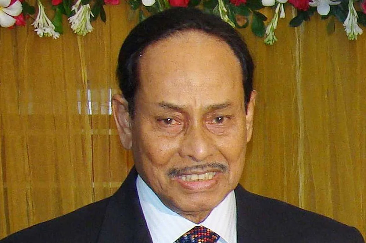 وفاة رئيس بنجلاديش حسين إرشاد