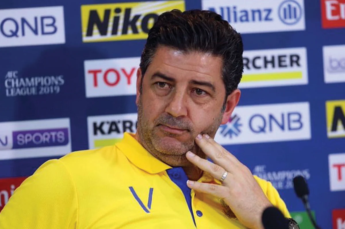 فيتوريا: تدريب النصر غيّر حياتي.. والفراغ الإداري «عطّل» الفريق