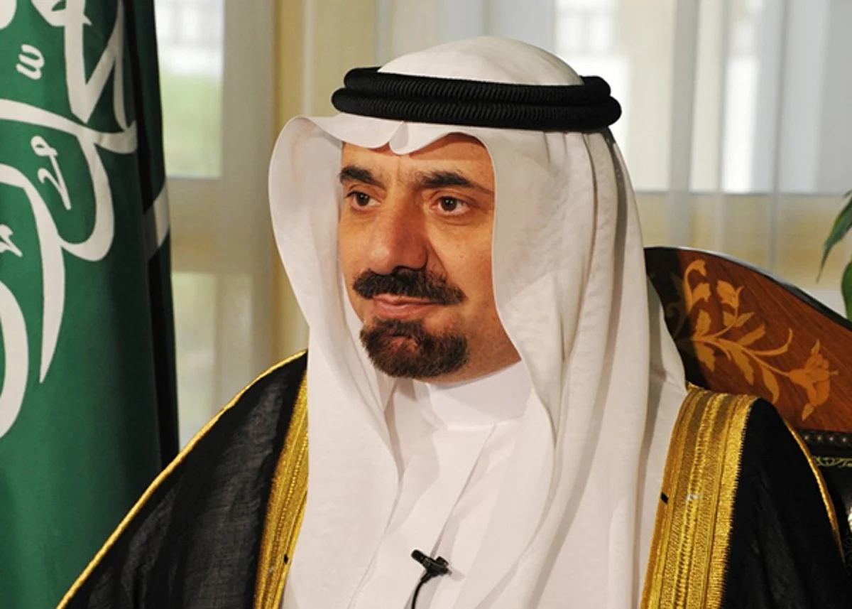 أمير نجران يقدِّم 6 وصايا للطلاب.. ويؤكّد: الدراسة أعظم استثمار