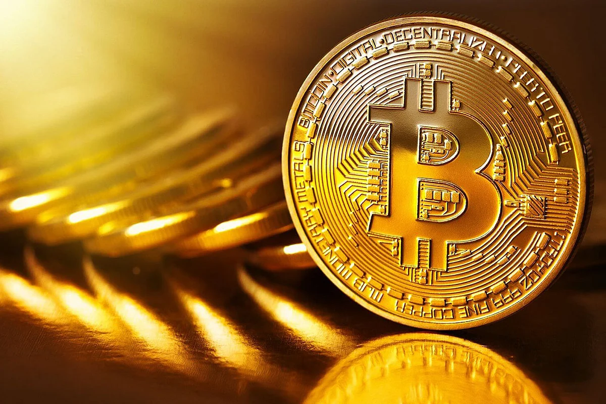 ارتفاع سعر بيتكوين وتراجع الريبل وإثريوم ولايتكوين