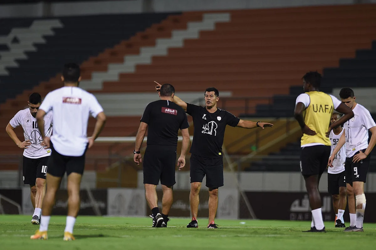 الاتحاد والشباب و14 فريقًا عربيًا تواصل الزحف نحو لقب كأس محمد السادس