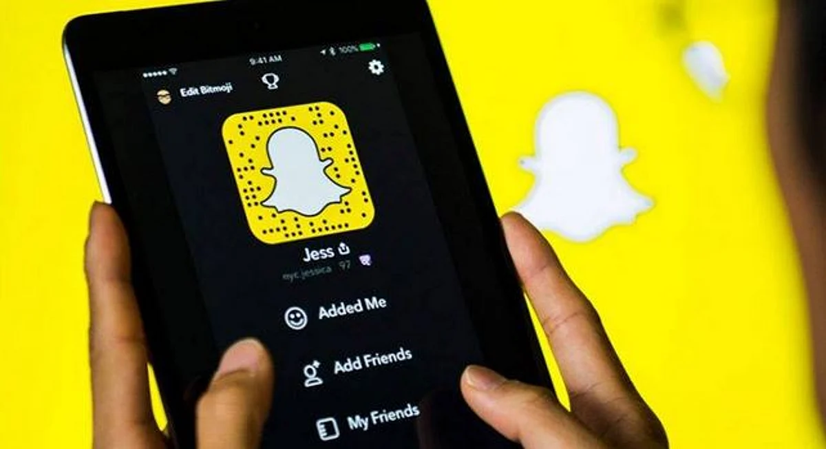 تلبية لرغبة الفيصل.. اسم جديد لـ«سناب شات» بعد التعريب