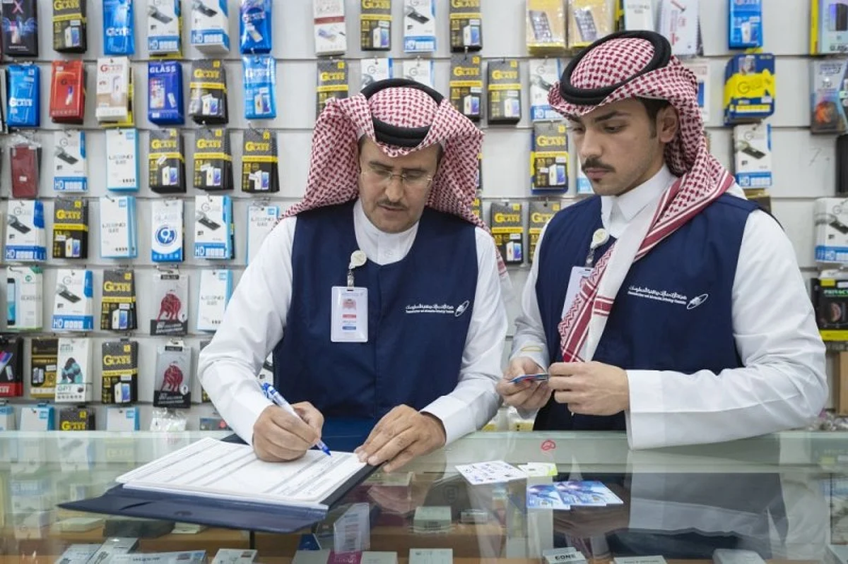 جولات تفتيشية على منافذ بيع خدمات الاتصالات في أحياء الرياض