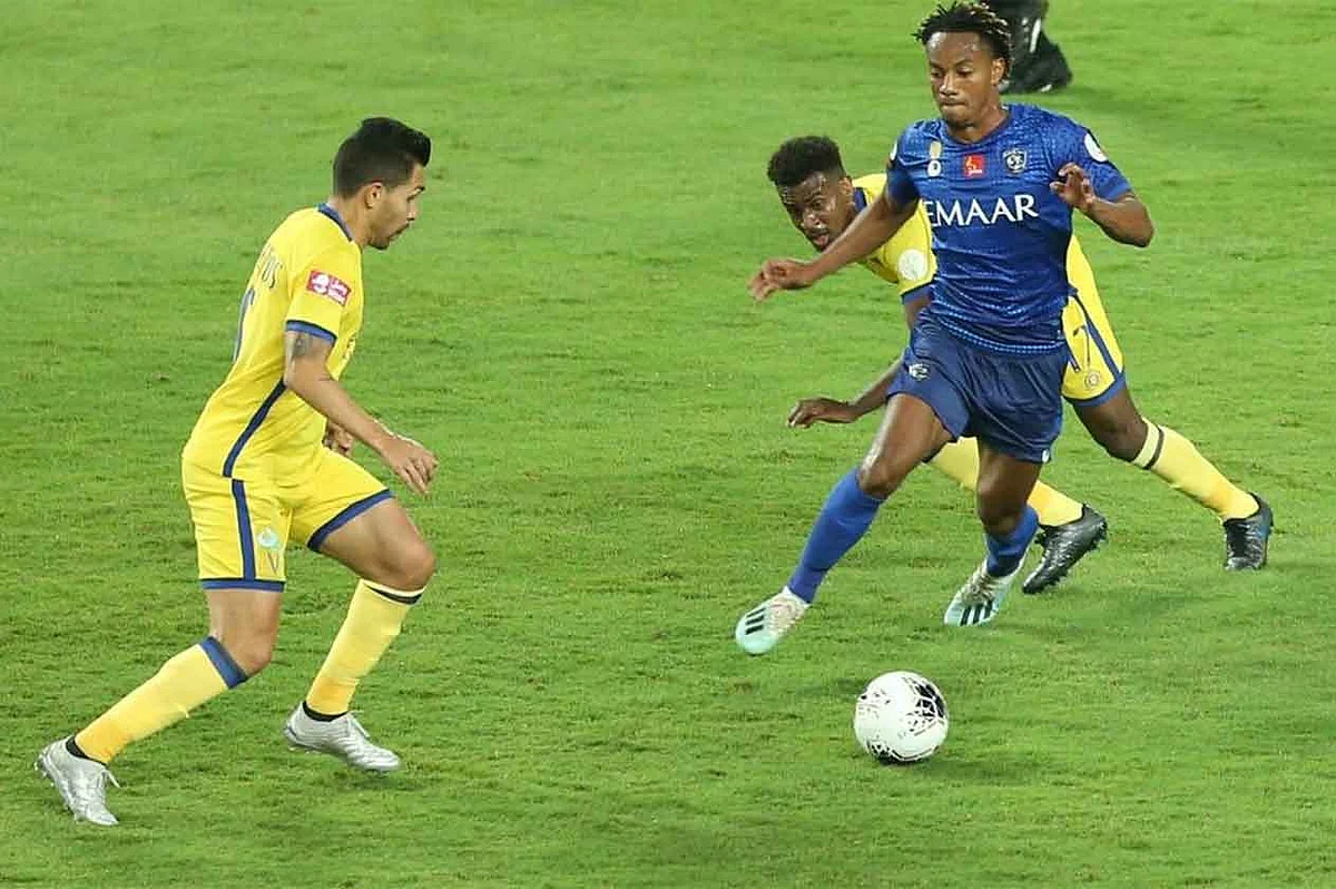 منتخب بيرو يدعم الهلال في مواجهة أوراوا اليابانيّ