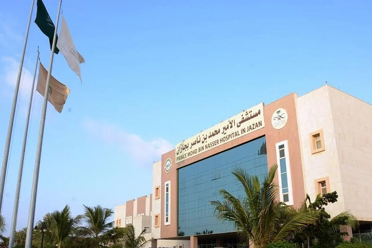 «التكييف» يفاقم معاناة مرضى مستشفى الأمير محمد بن ناصر بجازان.. والصحة تعلّق