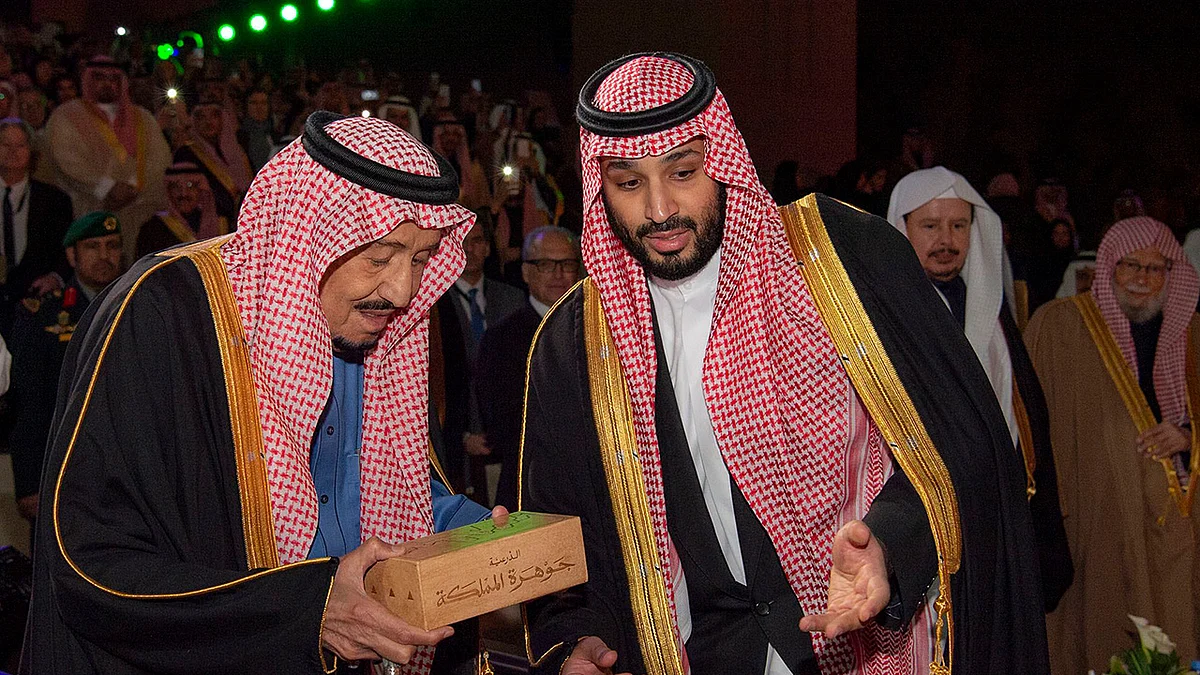 الملك يشرف حفل وضع حجر الأساس لبوابة الدرعية