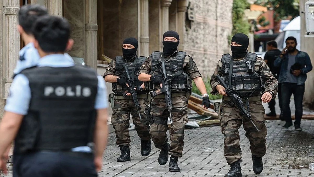 سجن 12 صحفيًّا معارضًا بتركيا.. و«رايتس ووتش»: القضاء يشوبه خلل