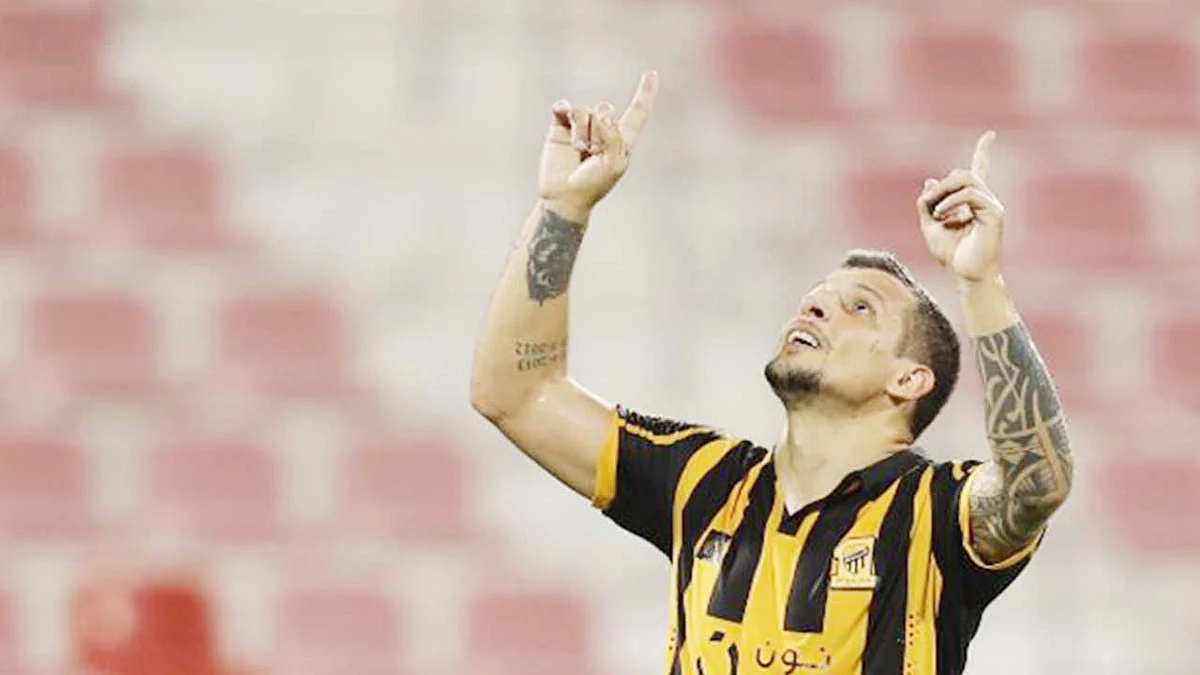 الاتحاد مكذبًا «فيكيو»: سددنا رسوم مدرسة ابنته وغادر المملكة دون علمنا