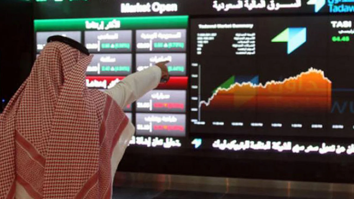 مكاسب أرامكو تنعش سوق الأسهم في التعاملات الصباحية