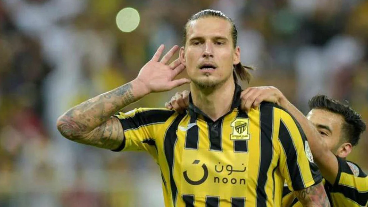 الكعبي وأوفيني يقتربان من الاتحاد.. وهذه حقيقة رحيل بيرجوفيتش