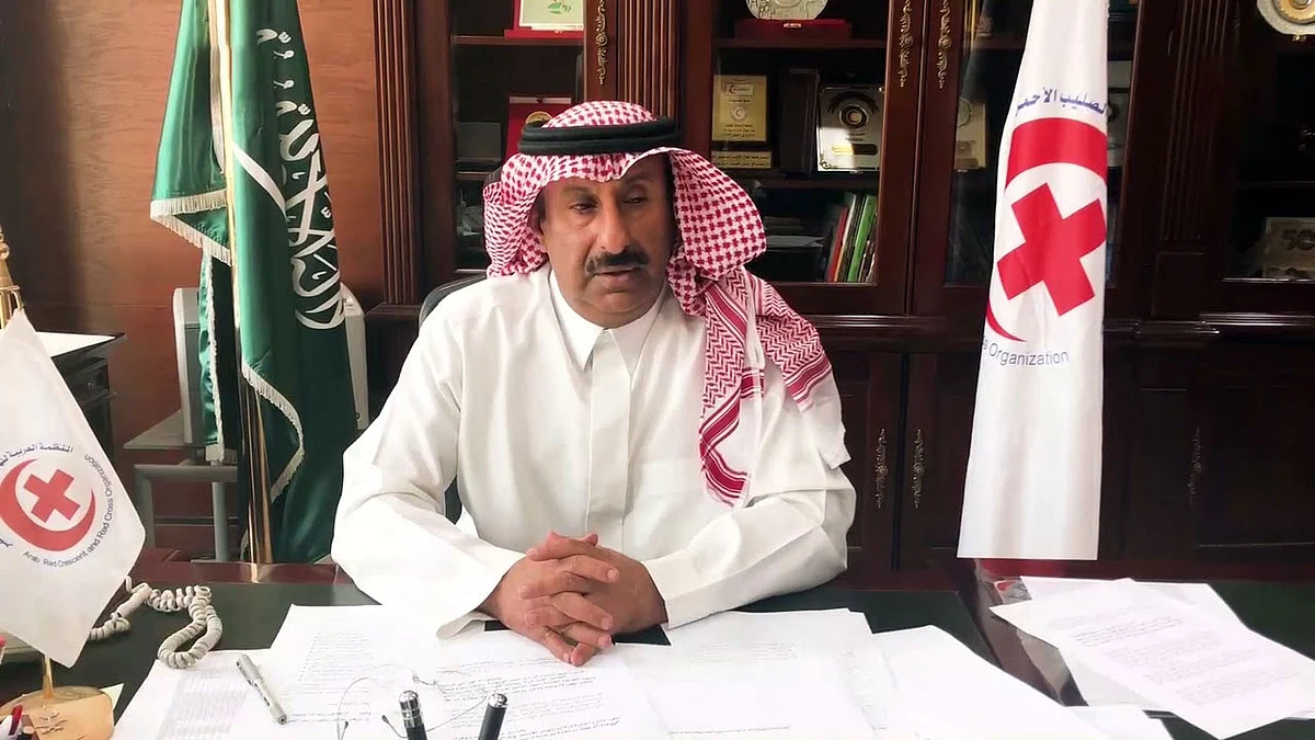«التويجري» يشيد بجسر الإخلاء الجوي «طائرات الرحمة»